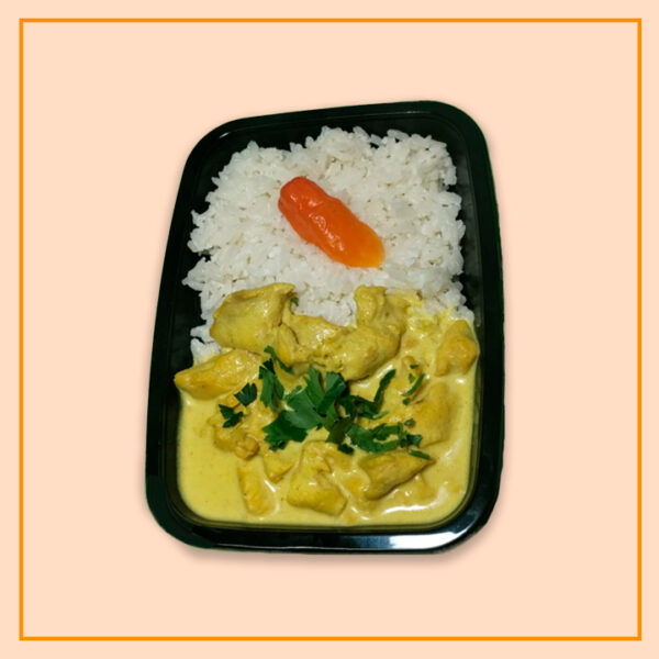 Frango ao Curry e Arroz de Coco